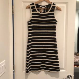 Max studio black/white dress size small